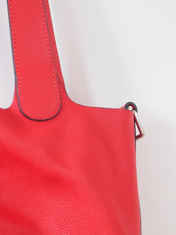 The Pop of Colour Bag in scarlet red – Midlifechic Boutique